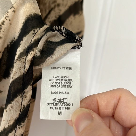 Animal Print Flowy Blouse with 3/4 Sleeves - Picture 6 of 9